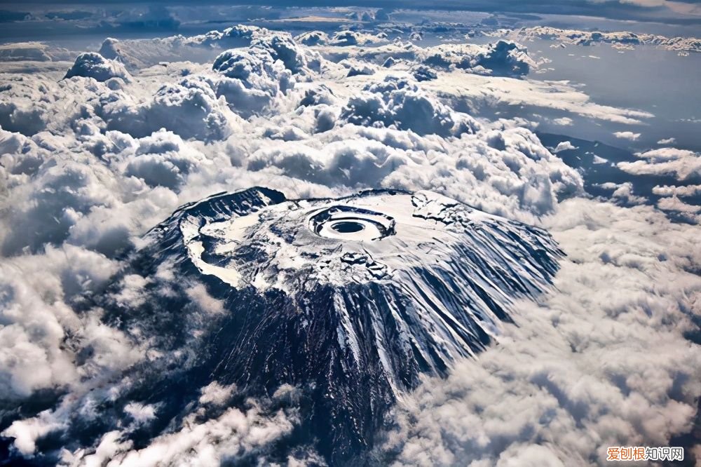 全世界登山人的梦想，登顶这7座世界最高峰 世界七大高峰