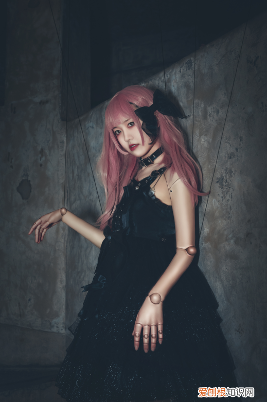 照片怎么合成在一起？ 怎样合成照片