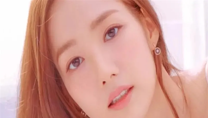 真的有诀窍，学会这几个，立马变成高鼻梁。 怎么样让鼻梁变高