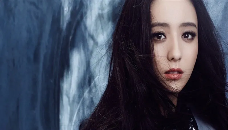 真的有诀窍，学会这几个，立马变成高鼻梁。 怎么样让鼻梁变高