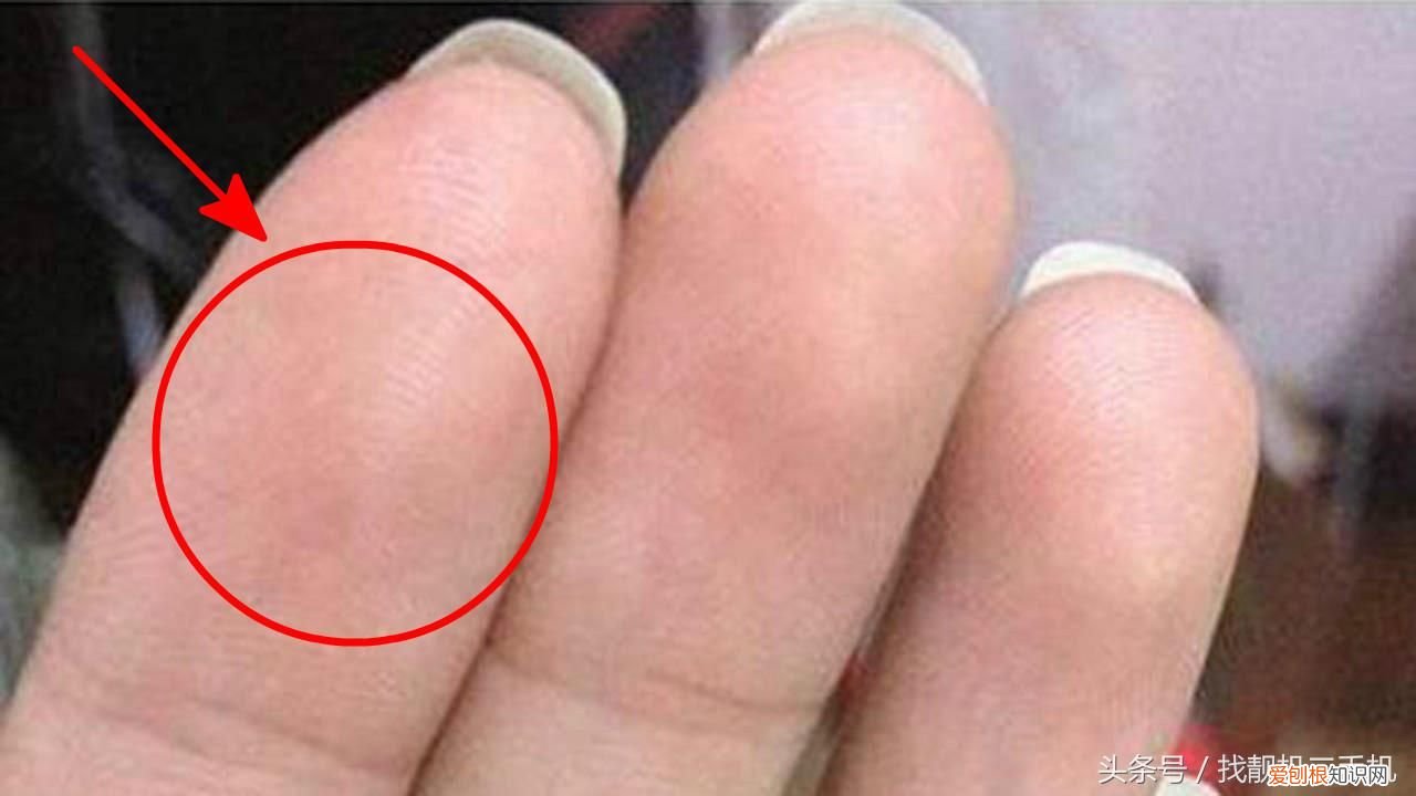 手指上的斗和簸箕 簸箕和斗