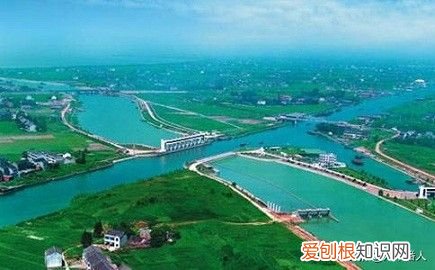 两个千古绝对“望江楼”、“上海自来水”，如何对下联？ 望江楼望江流