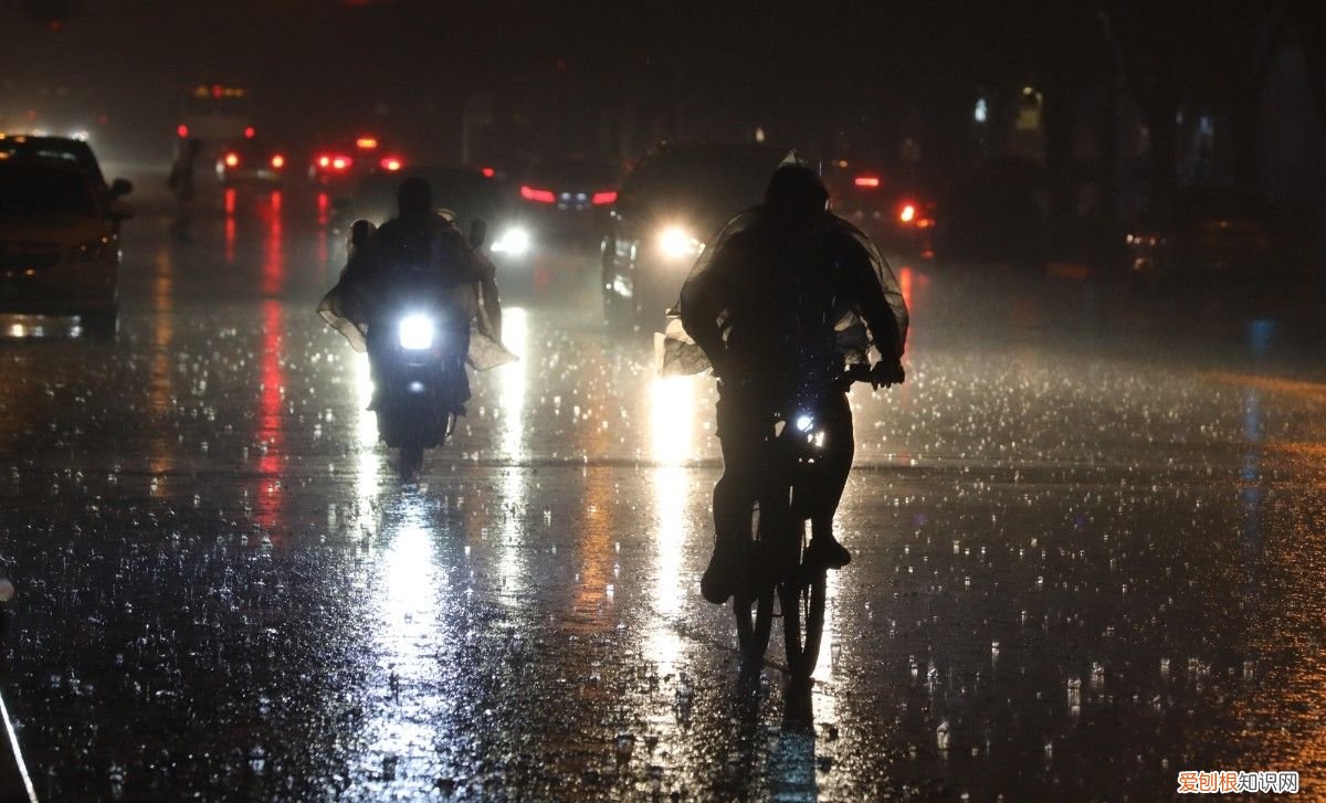 多图直击！北京的这场雨，来了 北京的雨