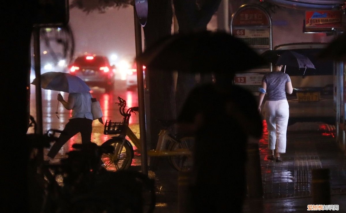 多图直击！北京的这场雨，来了 北京的雨