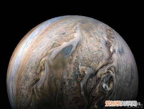 我们太阳系中最大和最小的行星是哪个呢 太阳系最大的行星