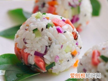 13种饭团的做法 饭团的制作方法