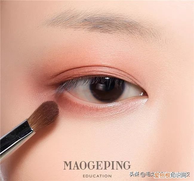 如何画出整容级大眼妆? 如何画大眼妆