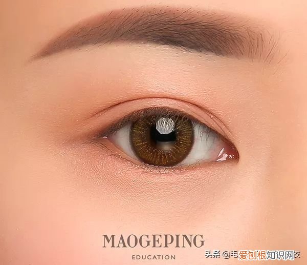 如何画出整容级大眼妆? 如何画大眼妆