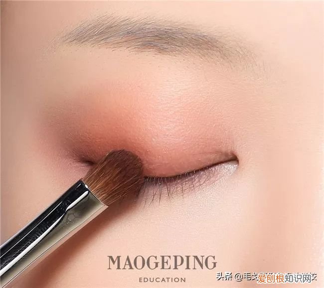 如何画出整容级大眼妆? 如何画大眼妆