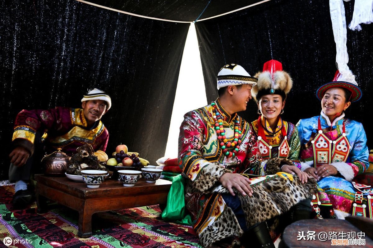 维吾尔族是怎样来到新疆的？ 新疆维族