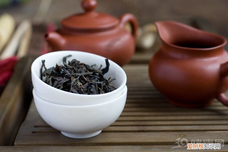 为啥只有中国人爱喝热水？ 中国人为什么喜欢喝热水