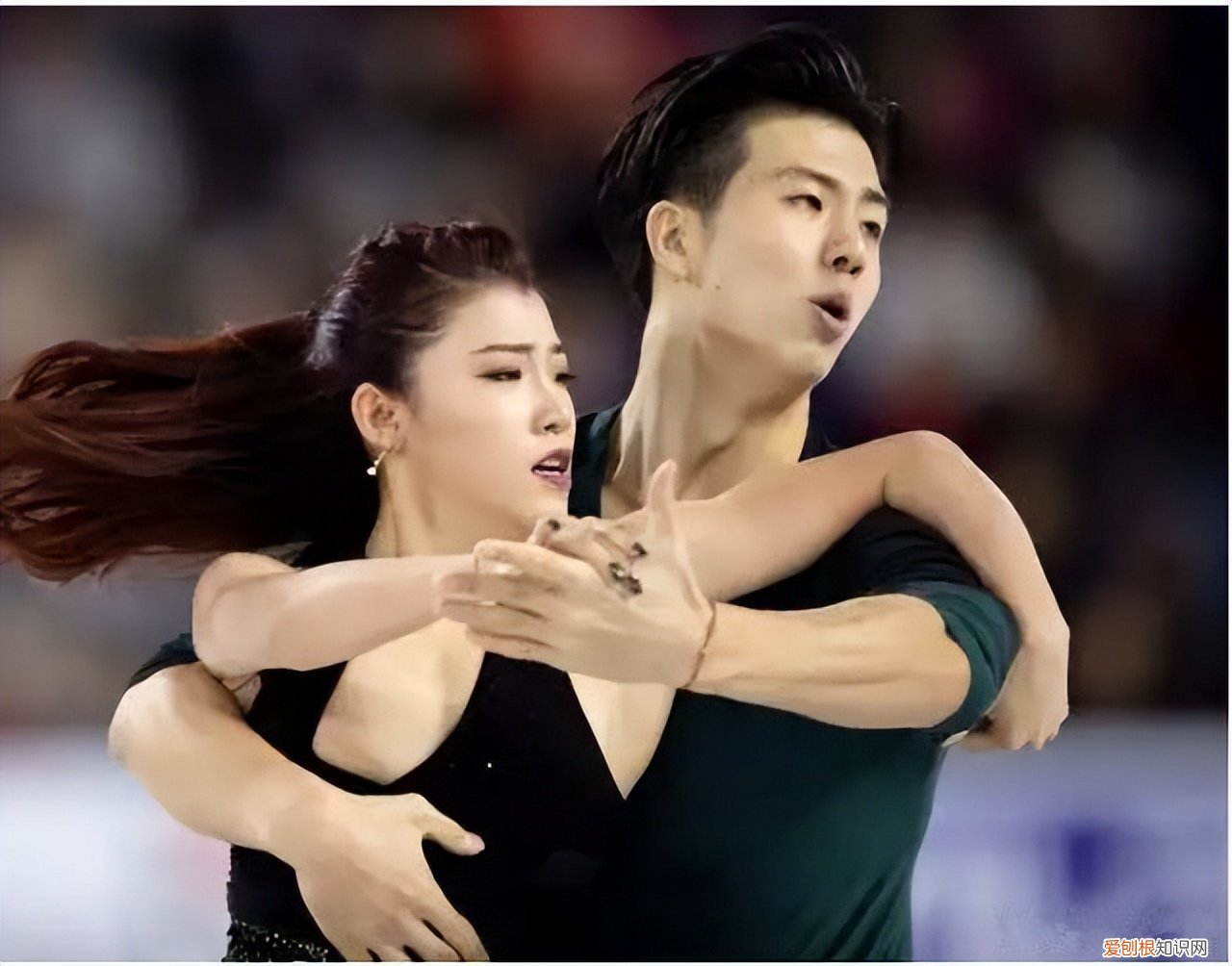 真爱无疑了!近日车内打情骂俏 王诗玥柳鑫宇公布恋情