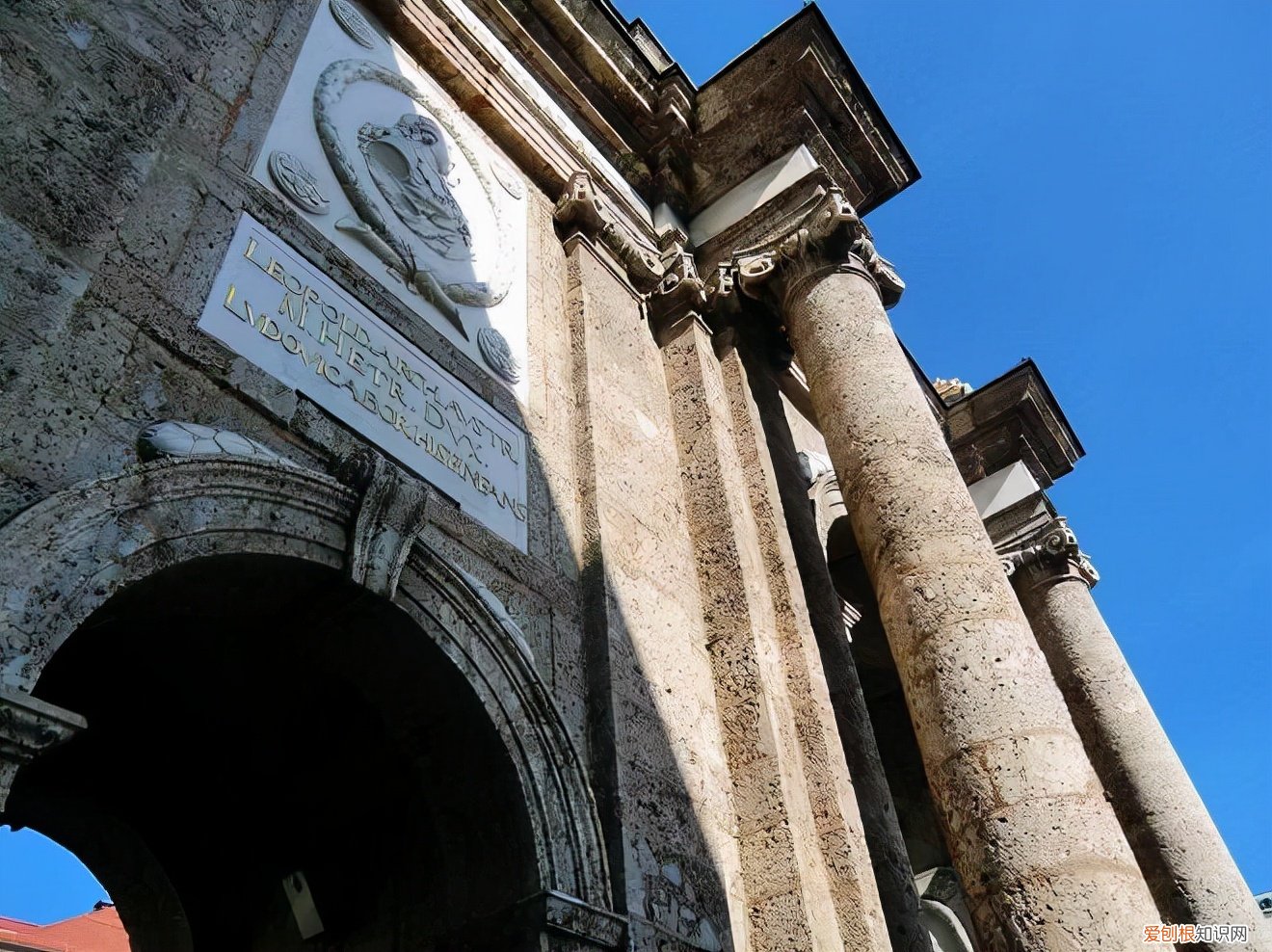 凯旋门是哪个国家的?凯旋门-巴黎的地标建筑