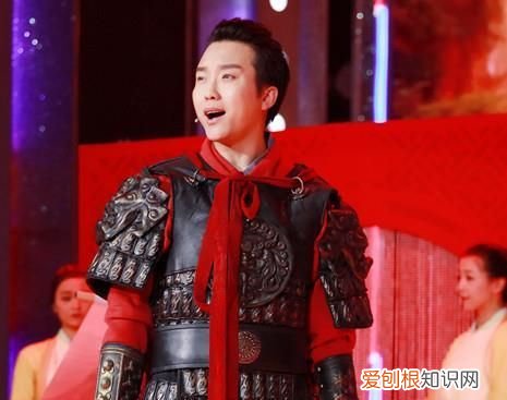 李玉刚的传奇人生 歌手李玉刚的个人基本介绍