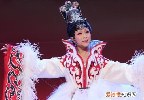 李玉刚的传奇人生 歌手李玉刚的个人基本介绍