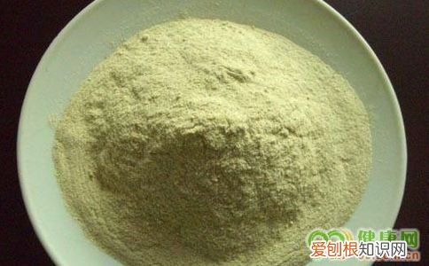 治疗痤疮4种外用偏方 治疗痤疮的偏方