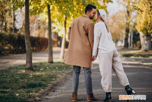 心理学帮你揭秘真相 梦见老公出轨了是什么征兆