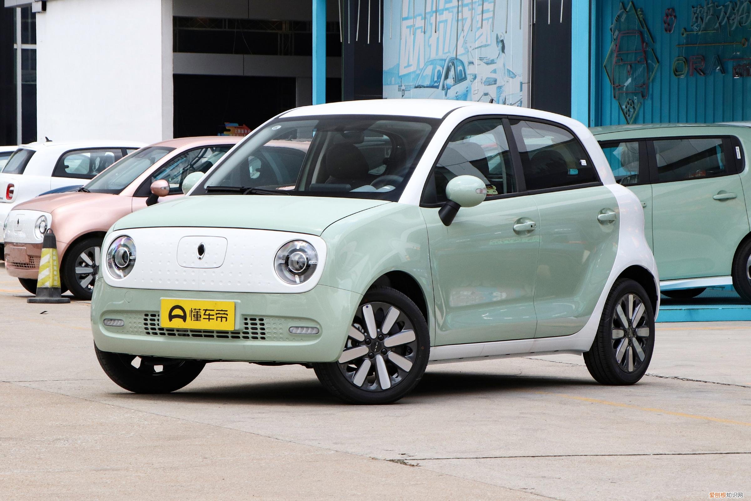 2022款最低售价为6.98万元 欧拉黑猫2022款落地价