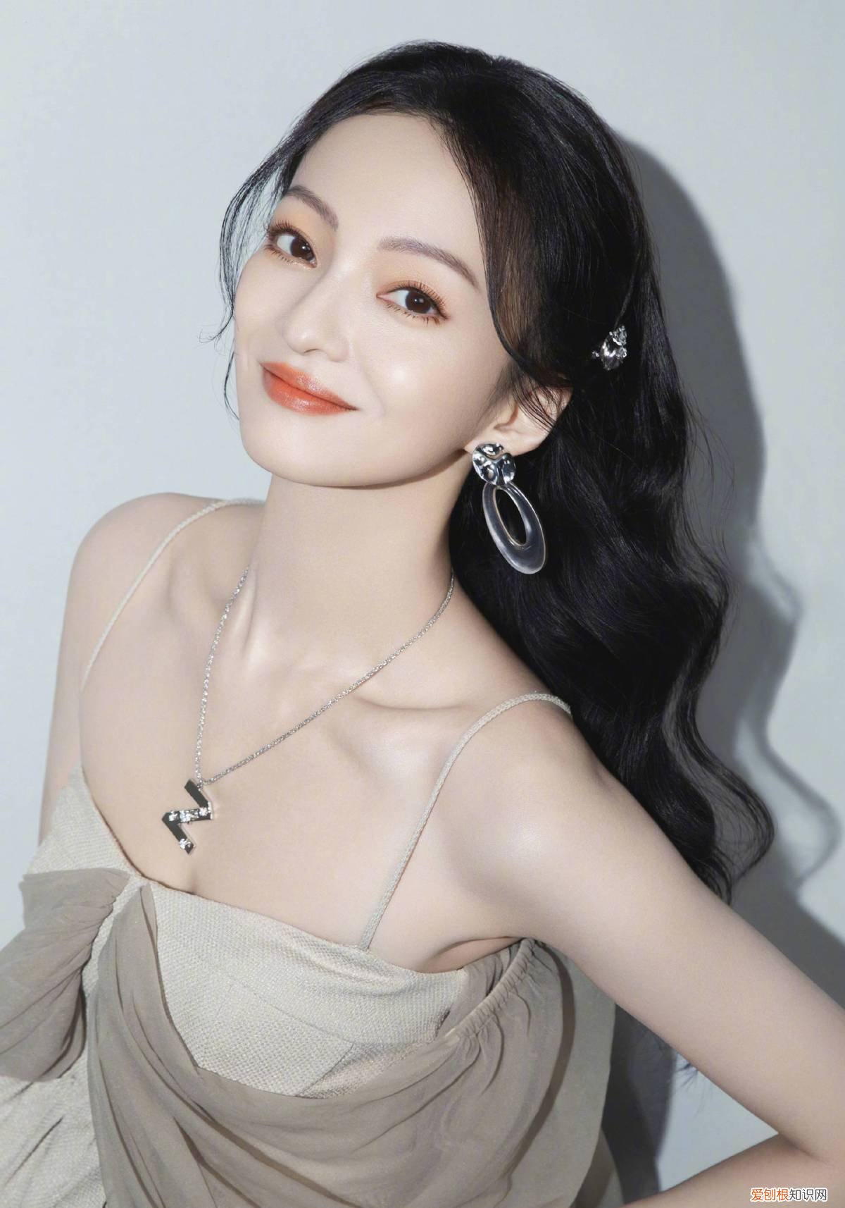 说穿了都是欲望惹的祸 张韶涵和她母亲的故事