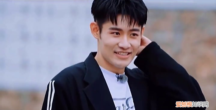 事后替节目组隐瞒真相 彭楚粤喝油漆事件