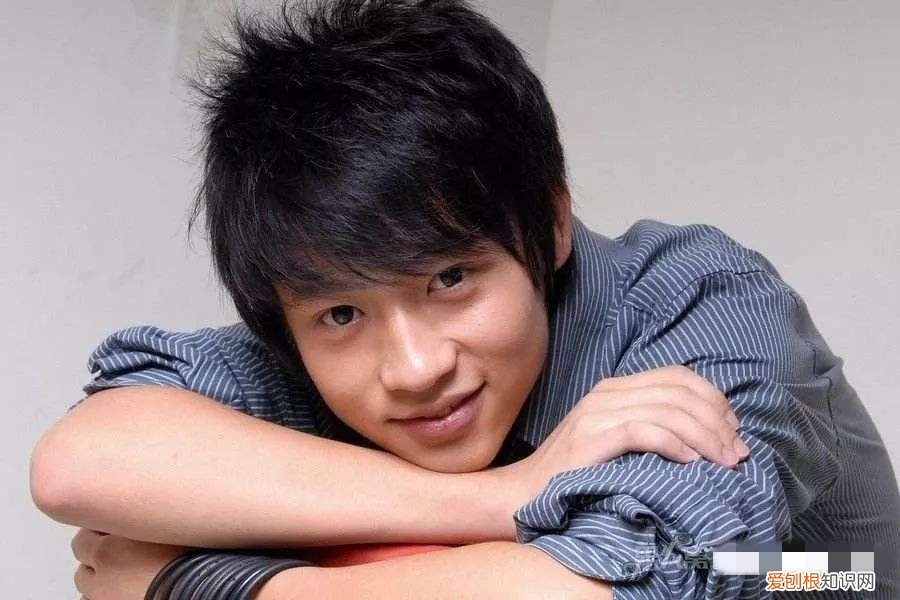 魏晨老婆是初恋吗 魏晨出了什么事