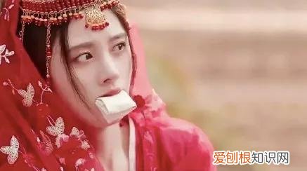 鞠婧祎原名叫什么？最初名字叫做“鞠婧伊”