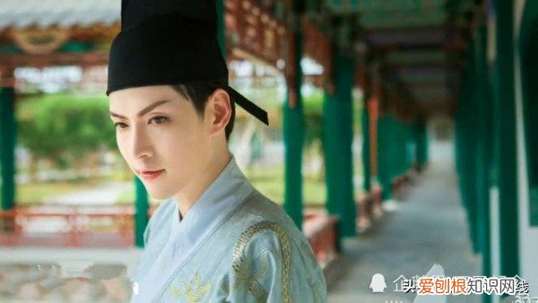 李贺最恐怖的一首诗是哪个?胆子不够肥的,轻易不要去读