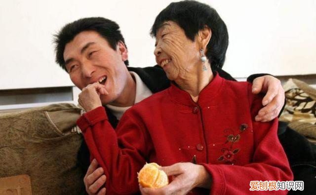 曾因自卑外貌做整形手术 马玉琴年轻时的照片