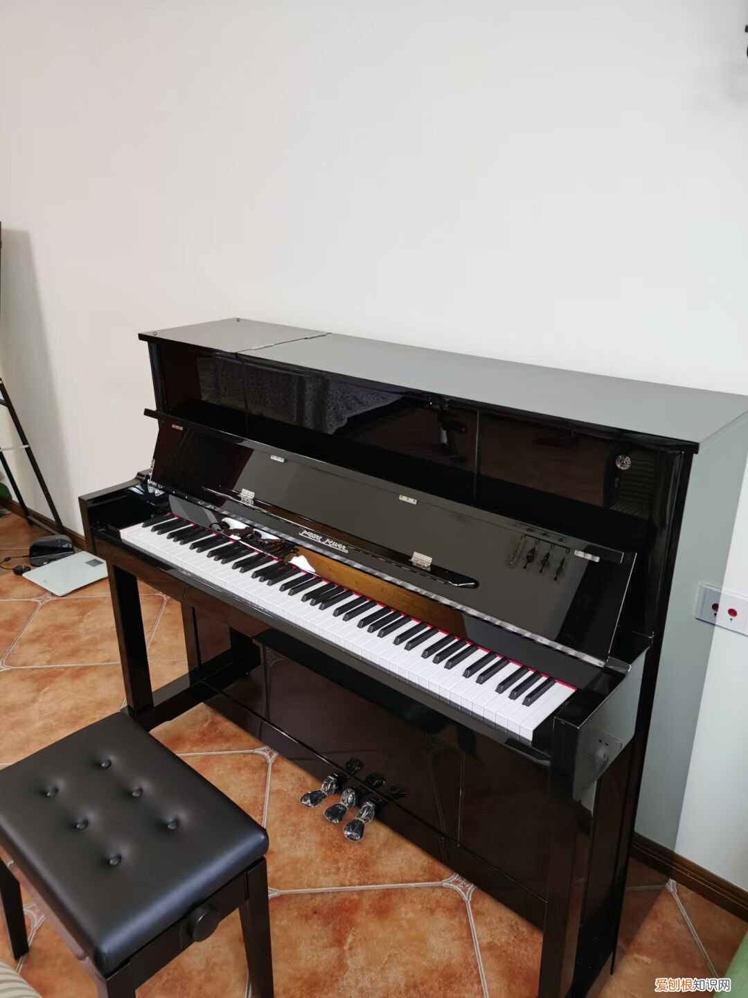 一般在1万5到3万左右 钢琴价格一般多少钱