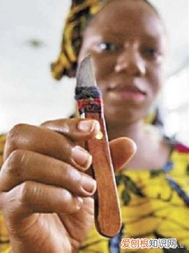 揭秘非洲残忍至极的女性割礼仪式 非洲割礼女性指的是什么