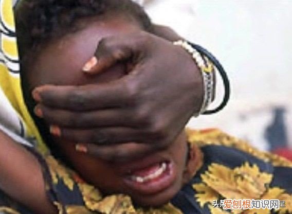 揭秘非洲残忍至极的女性割礼仪式 非洲割礼女性指的是什么