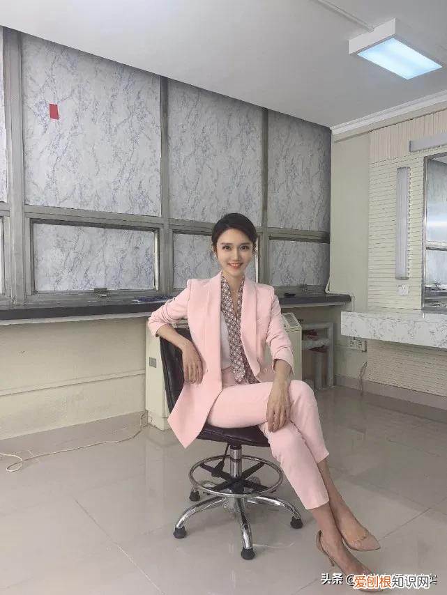 笑起来太甜，还有酒窝 龙洋简历个人资料简介