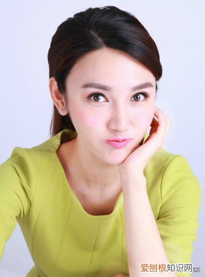 笑起来太甜，还有酒窝 龙洋简历个人资料简介