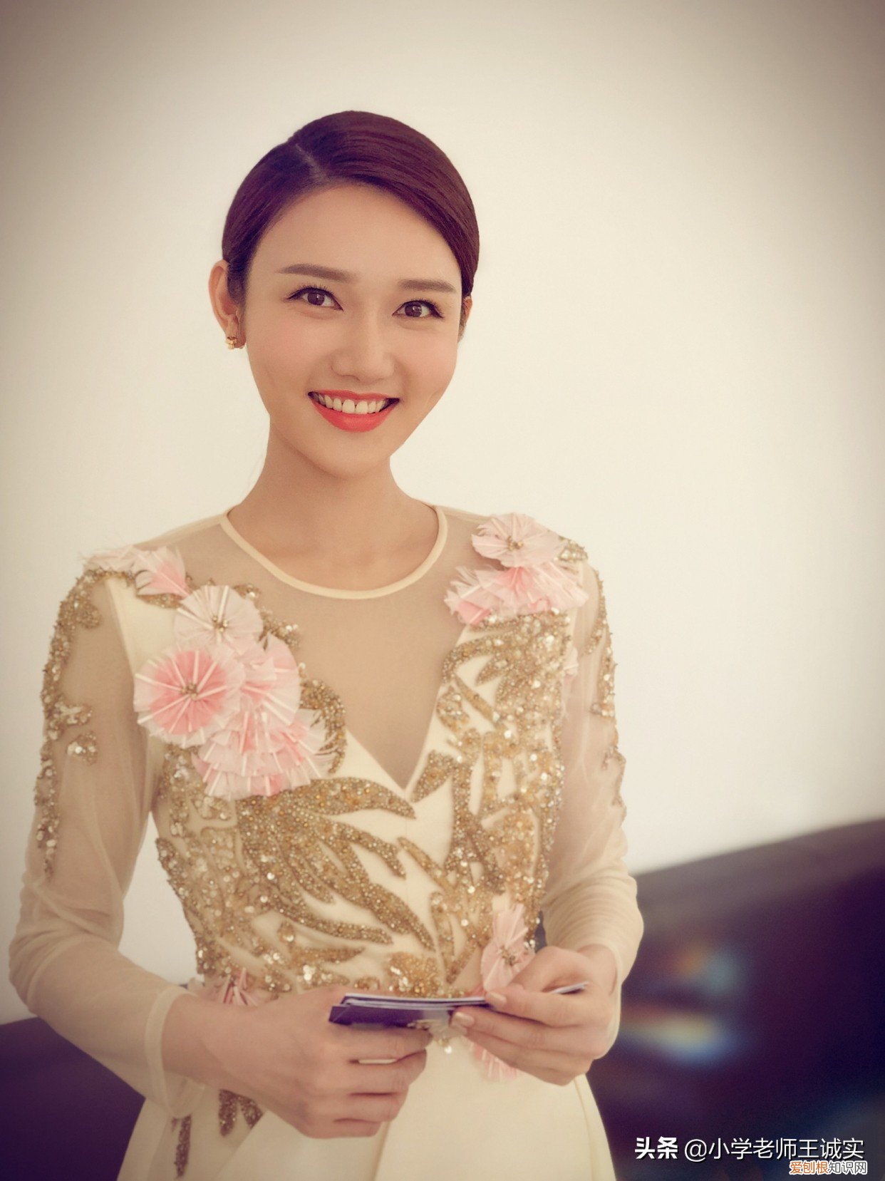 笑起来太甜，还有酒窝 龙洋简历个人资料简介