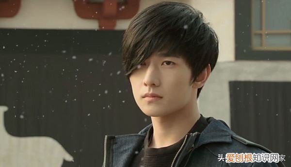 南派三叔为什么对古墓这么熟的 南派三叔真的盗过墓吗？