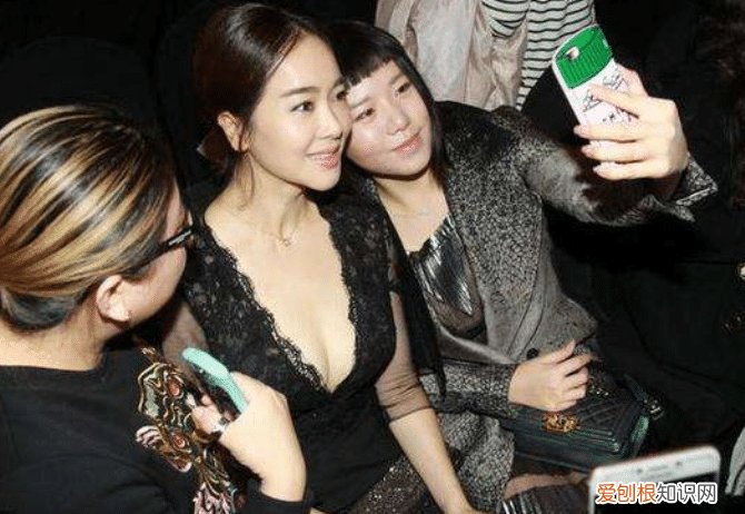 原来性感可以不讲道理 左小青的身体绝了