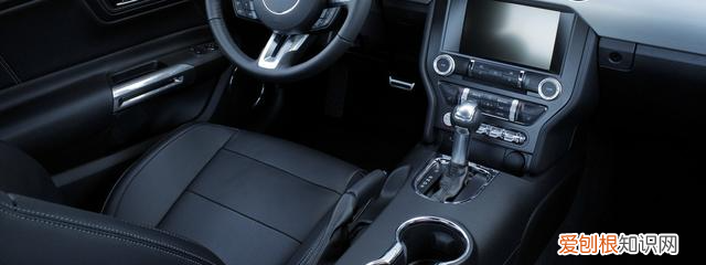 手自一体是什么意思？结合手动、自动换档的变速模式