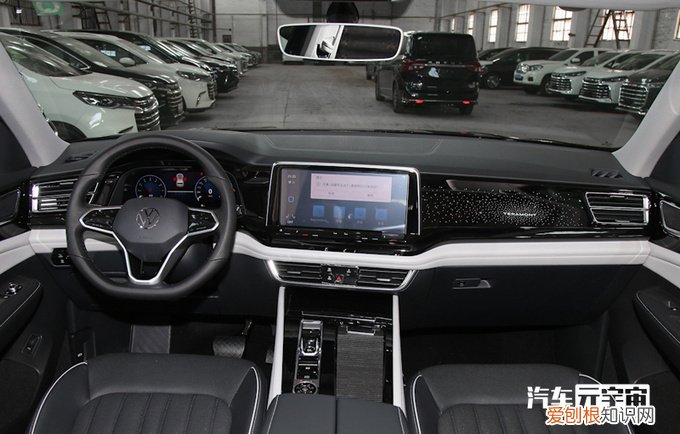 升级多项配置，28.2万起售 大众途昂2022款价格与图片
