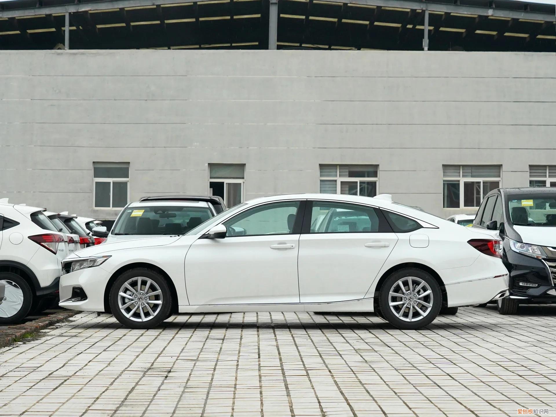 官方指导价是19.28万 雅阁2022款报价及图片