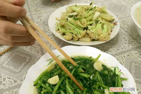 大概在150-250卡左右 一碗米饭的热量