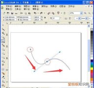 cdr该怎样才可以画线，cdr怎么把粗线变成两条线