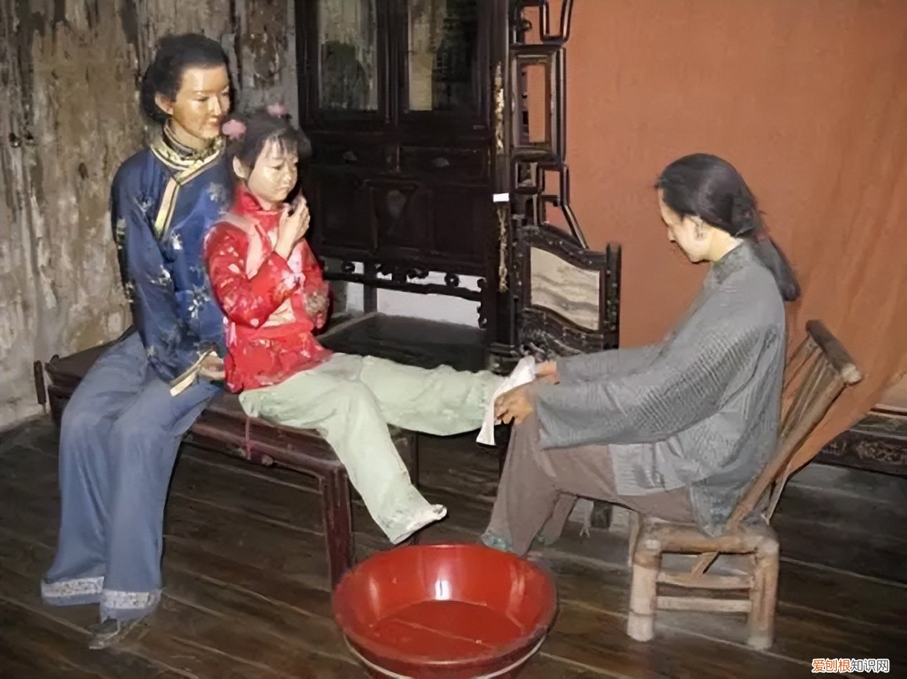 究竟有什么意头? 穿绣花鞋有什么忌讳吗