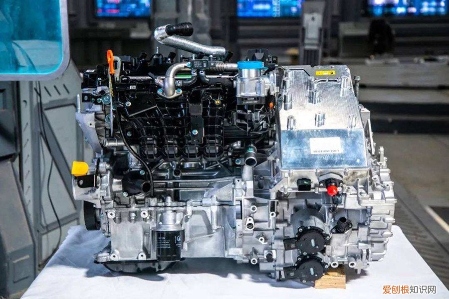 来看看这4款不用充电的混动车 油电混合车10万左右车型推荐