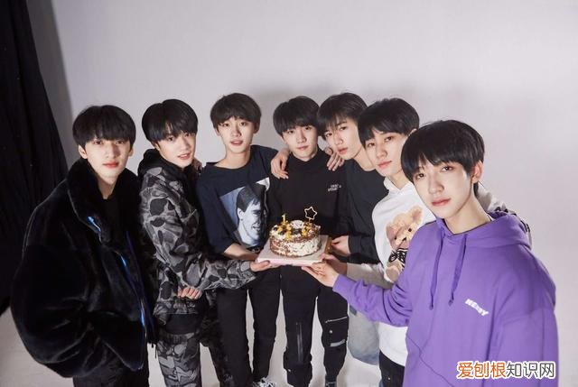 时代少年团是几线男团？INTO1能红过时代少年团吗