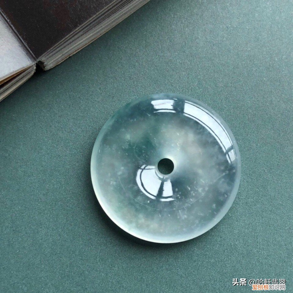 怎样鉴别翡翠？翡翠正确的鉴定方法