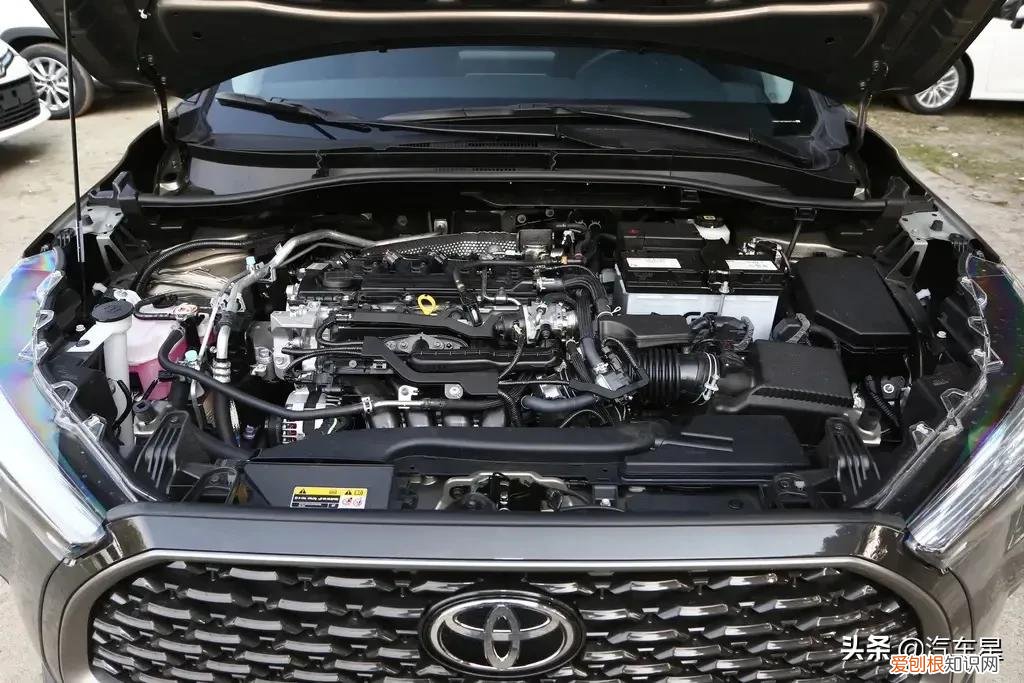 标配2.0L动力,12.98万起 丰田卡罗拉锐放2022款报价及图片