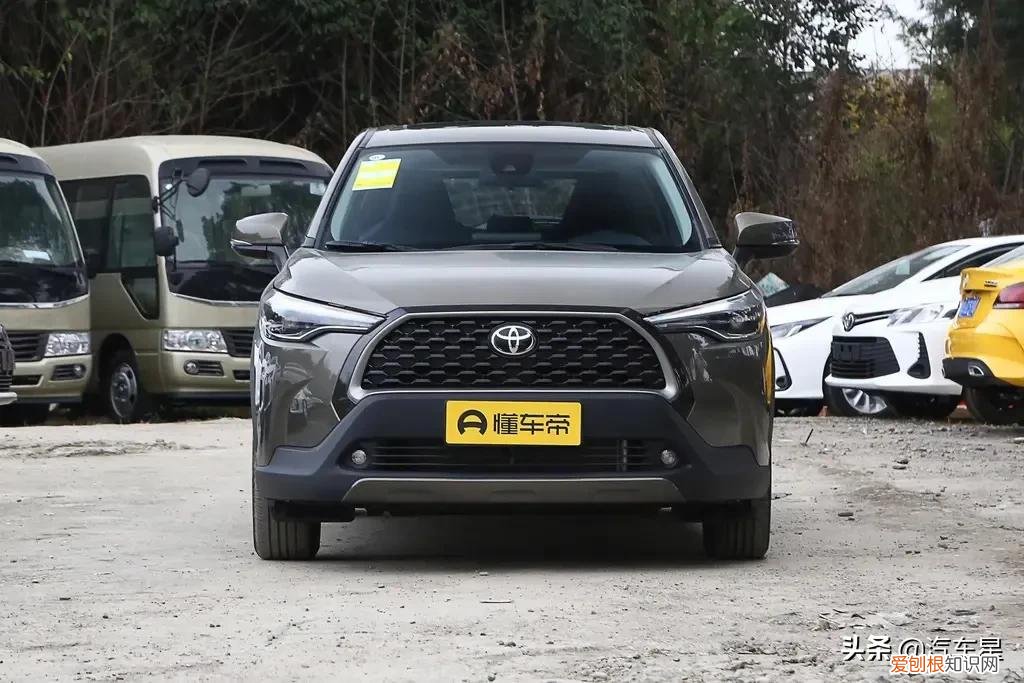 标配2.0L动力,12.98万起 丰田卡罗拉锐放2022款报价及图片