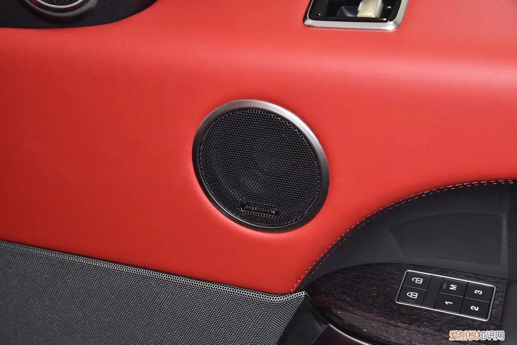 90.8万起售,比奔驰GLS霸气 路虎揽胜2022款报价及图片