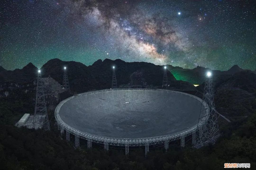 中国天眼发现外星人真的假的？外星人真的存在吗