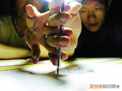 笔仙是真的吗？专家揭秘笔仙原理